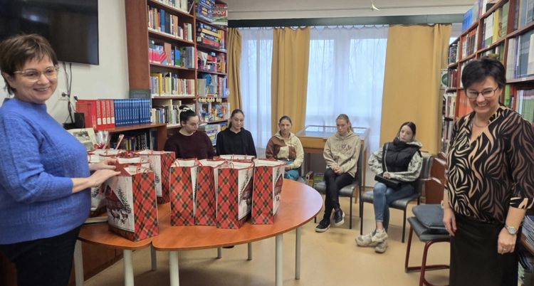 Partiscum Club – Nők a Nőkért adomány