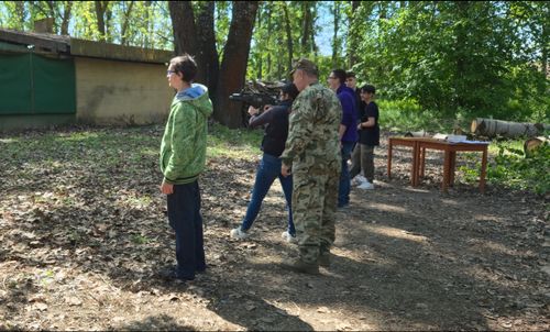 Élményalapú honvédelmi programon vettek részt kilencedikes tanulóink